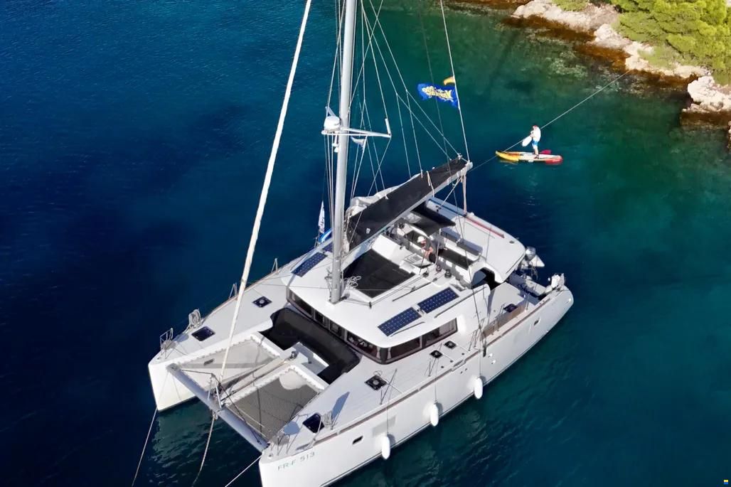 Lagoon 450 F