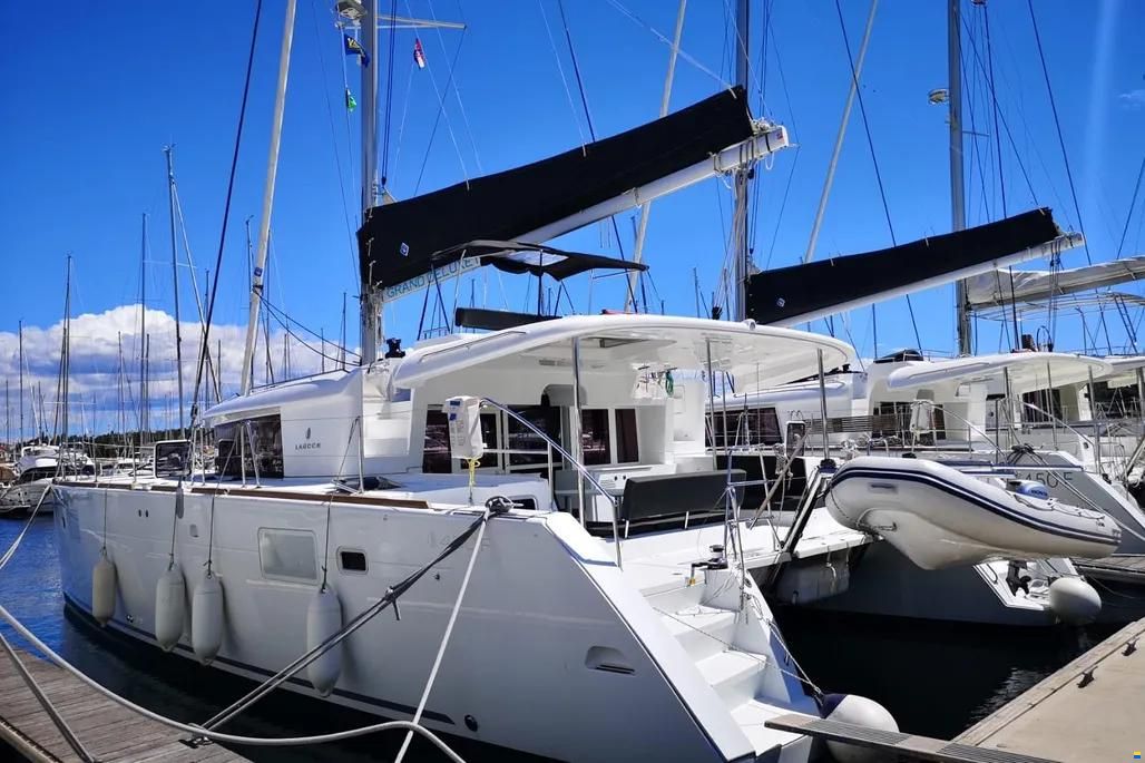 Lagoon 450 F
