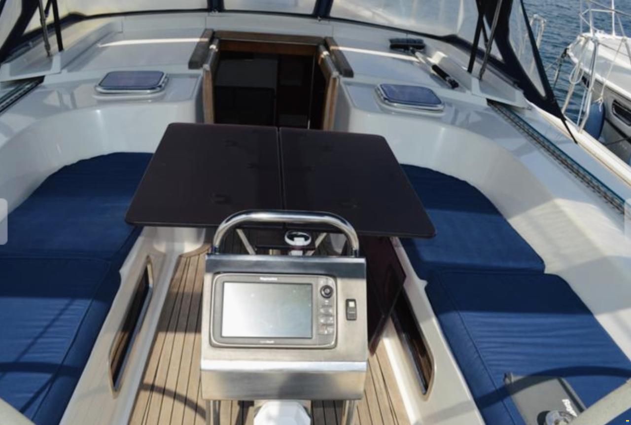 Hanse 470E Owners version