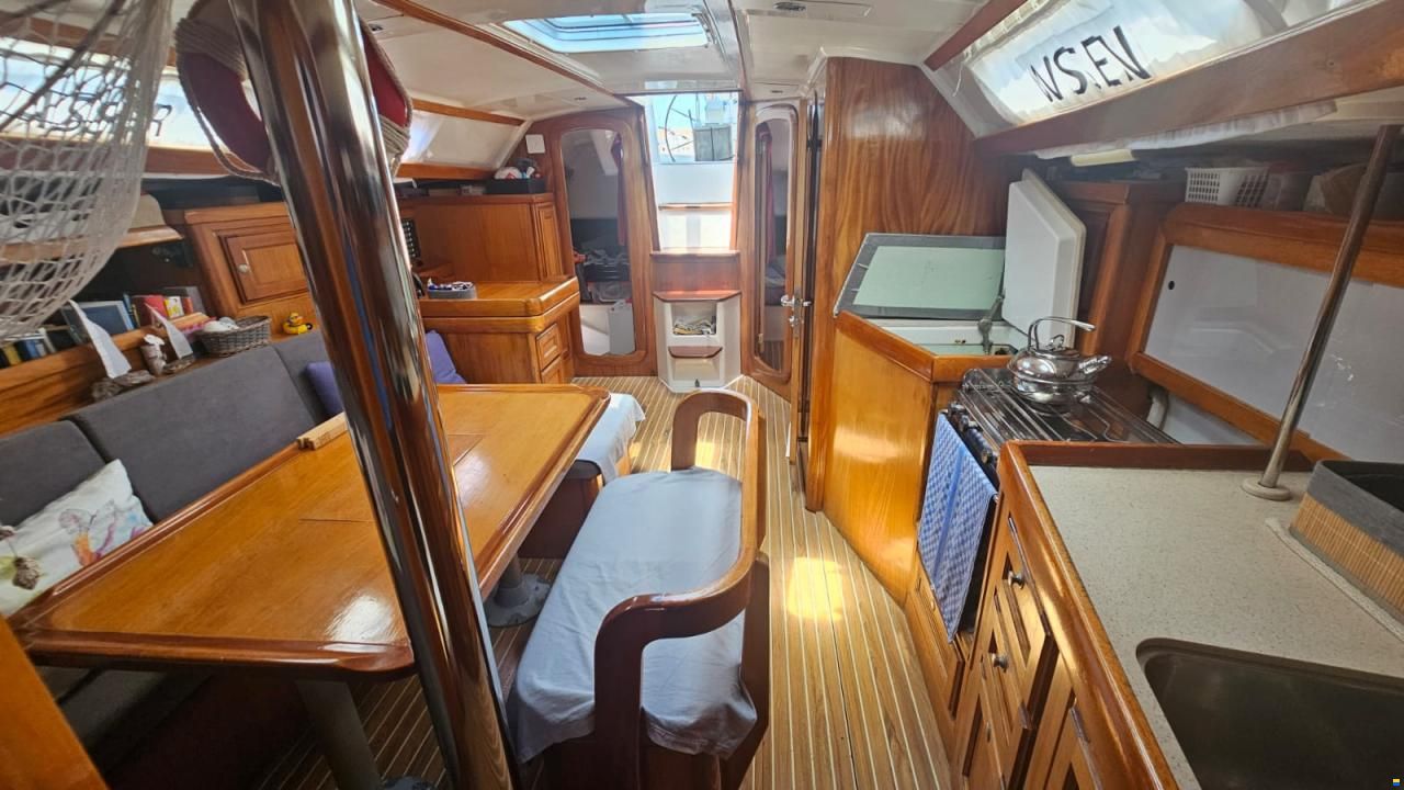 Dufour 38 Clasic