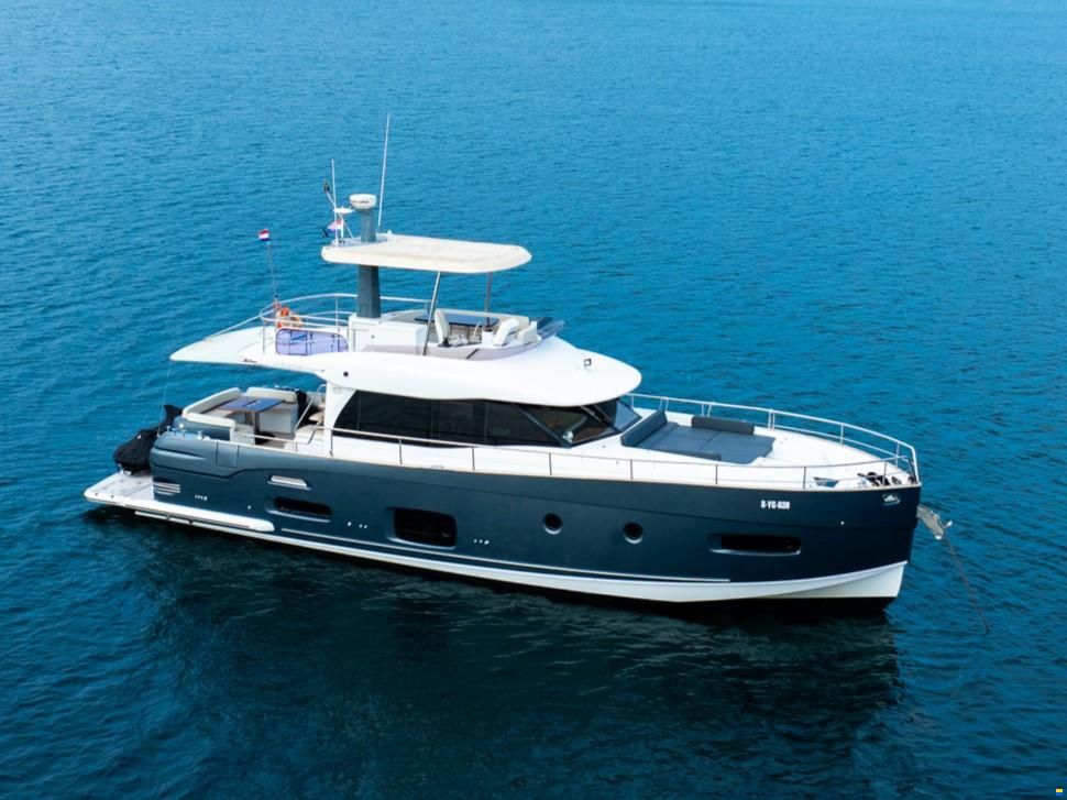 Azimut Magellano 53 Fly