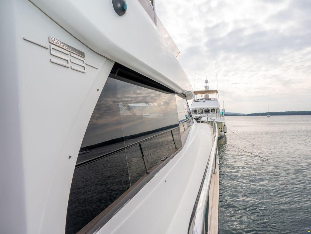 Azimut Magellano 53 Fly