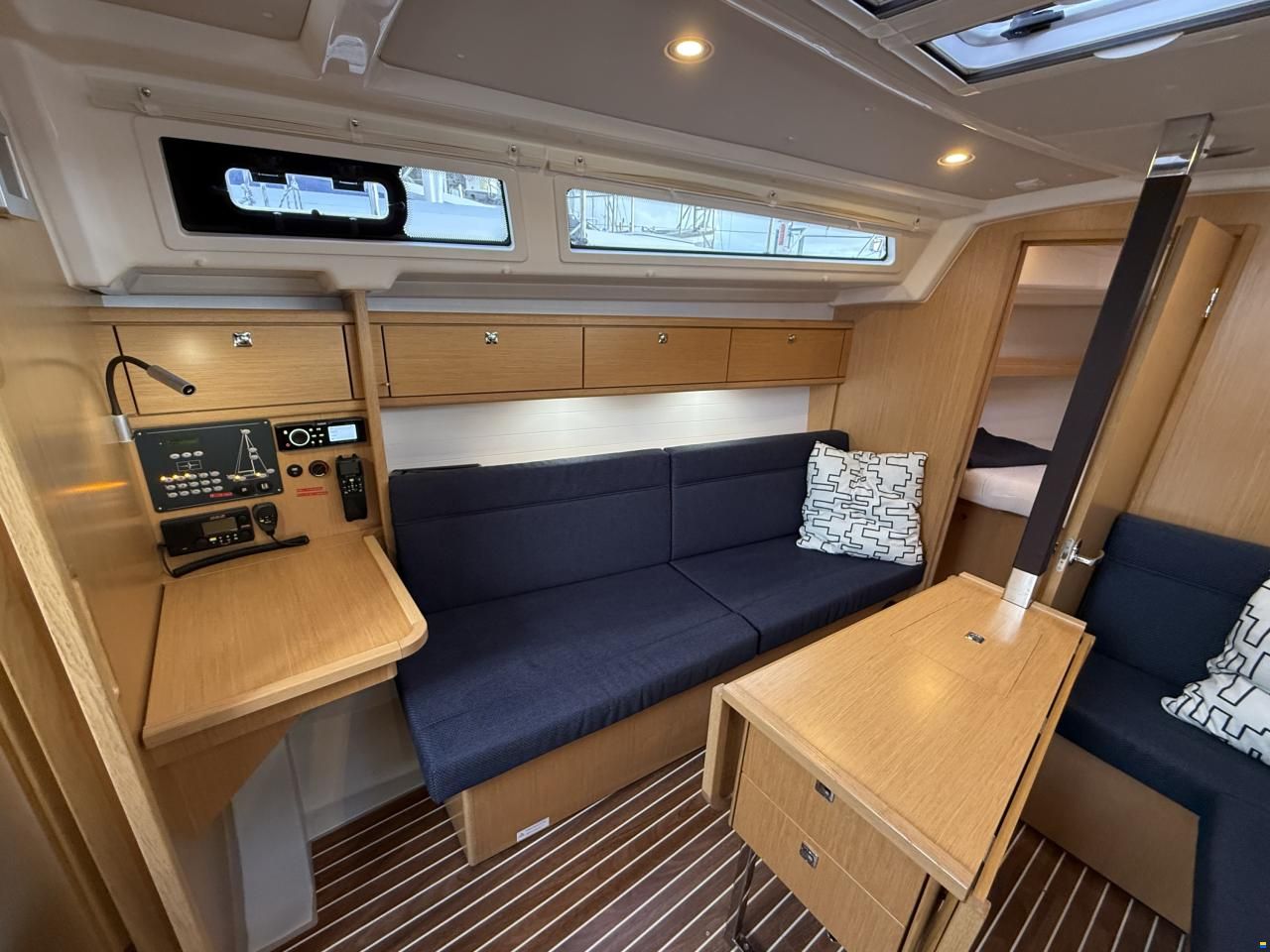 Bavaria 34 Cruise style