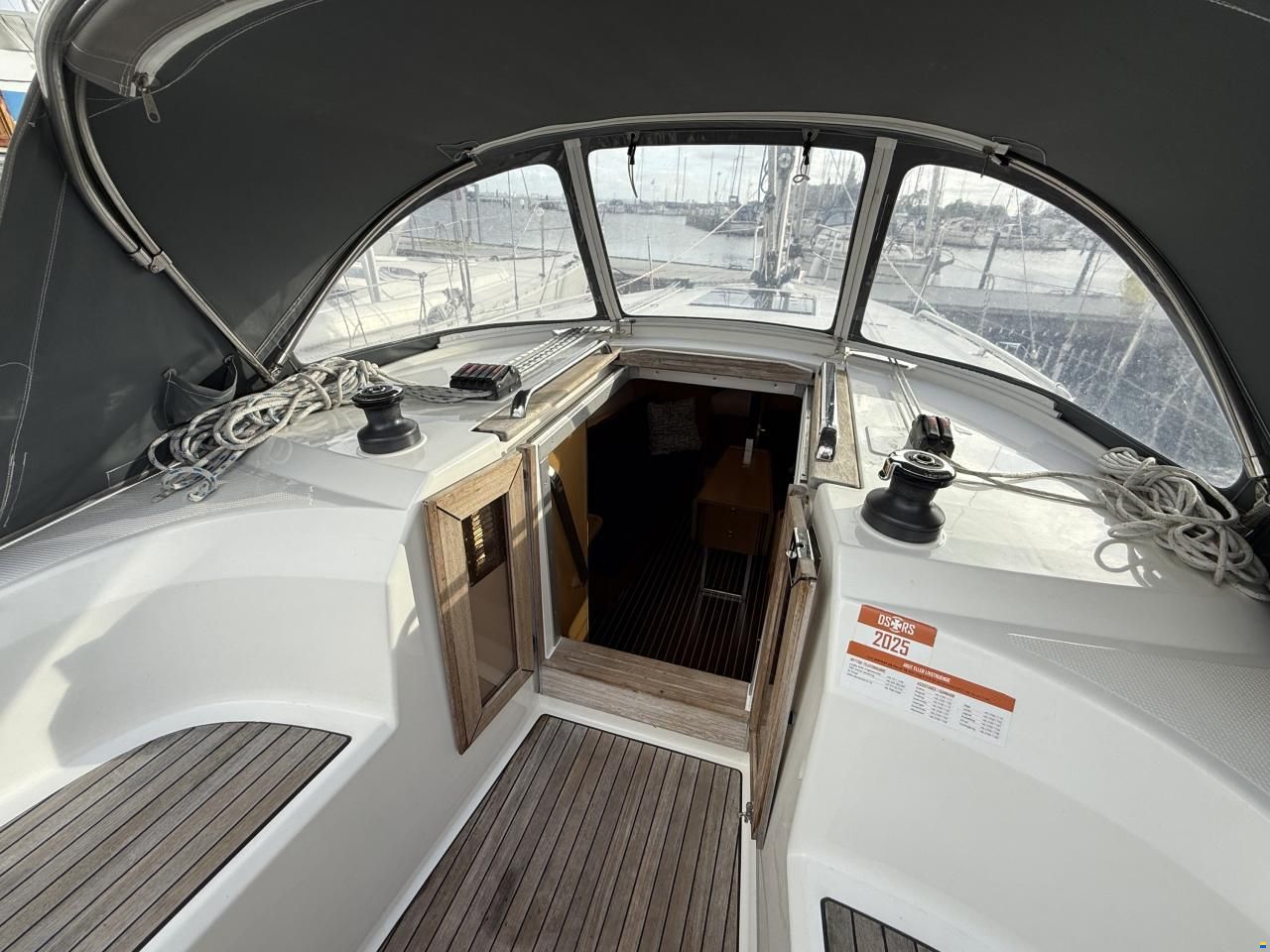 Bavaria 34 Cruise style