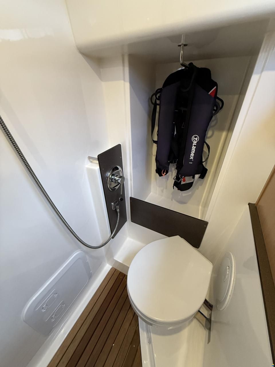 Bavaria 34 Cruise style