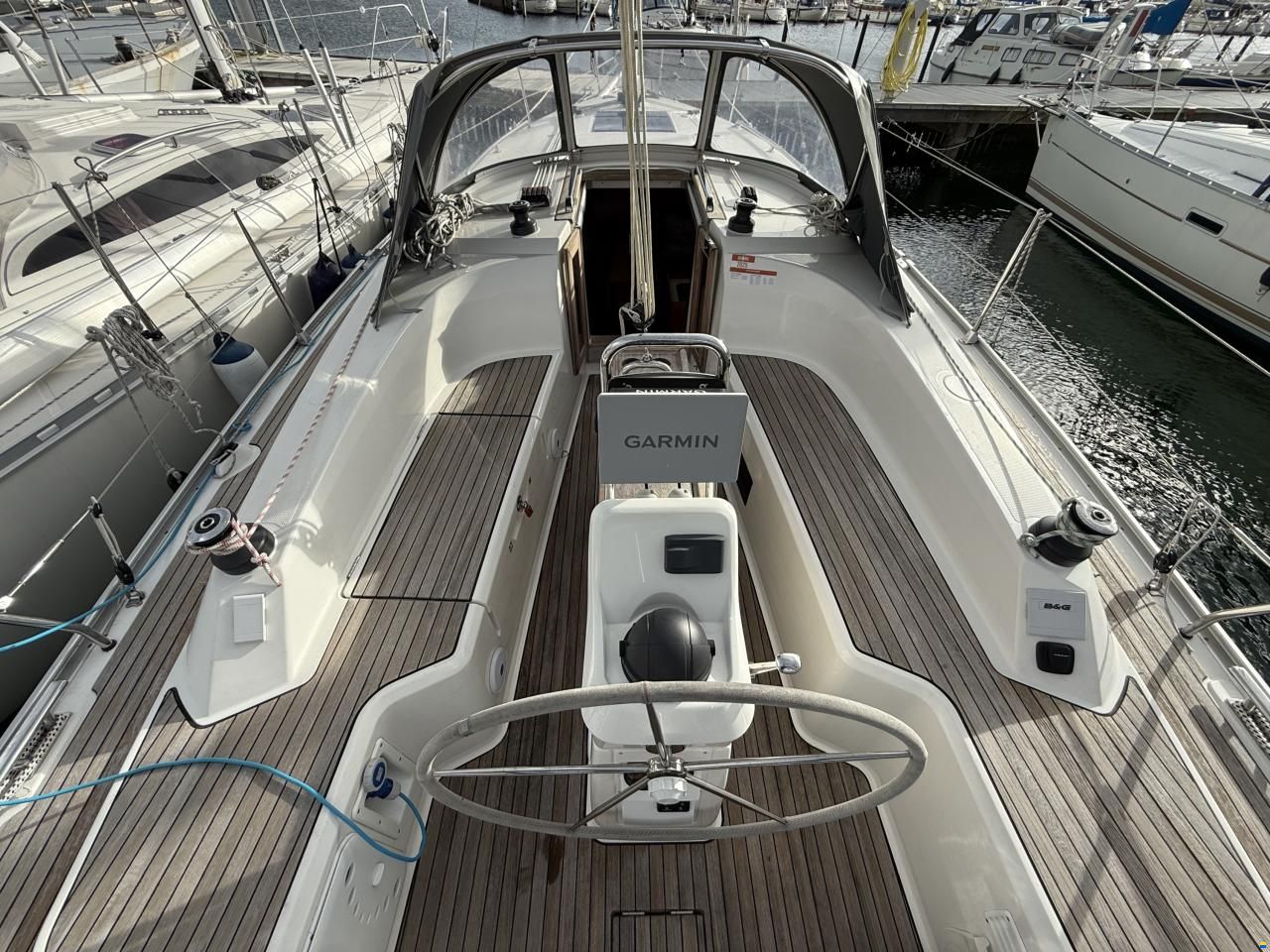 Bavaria 34 Cruise style