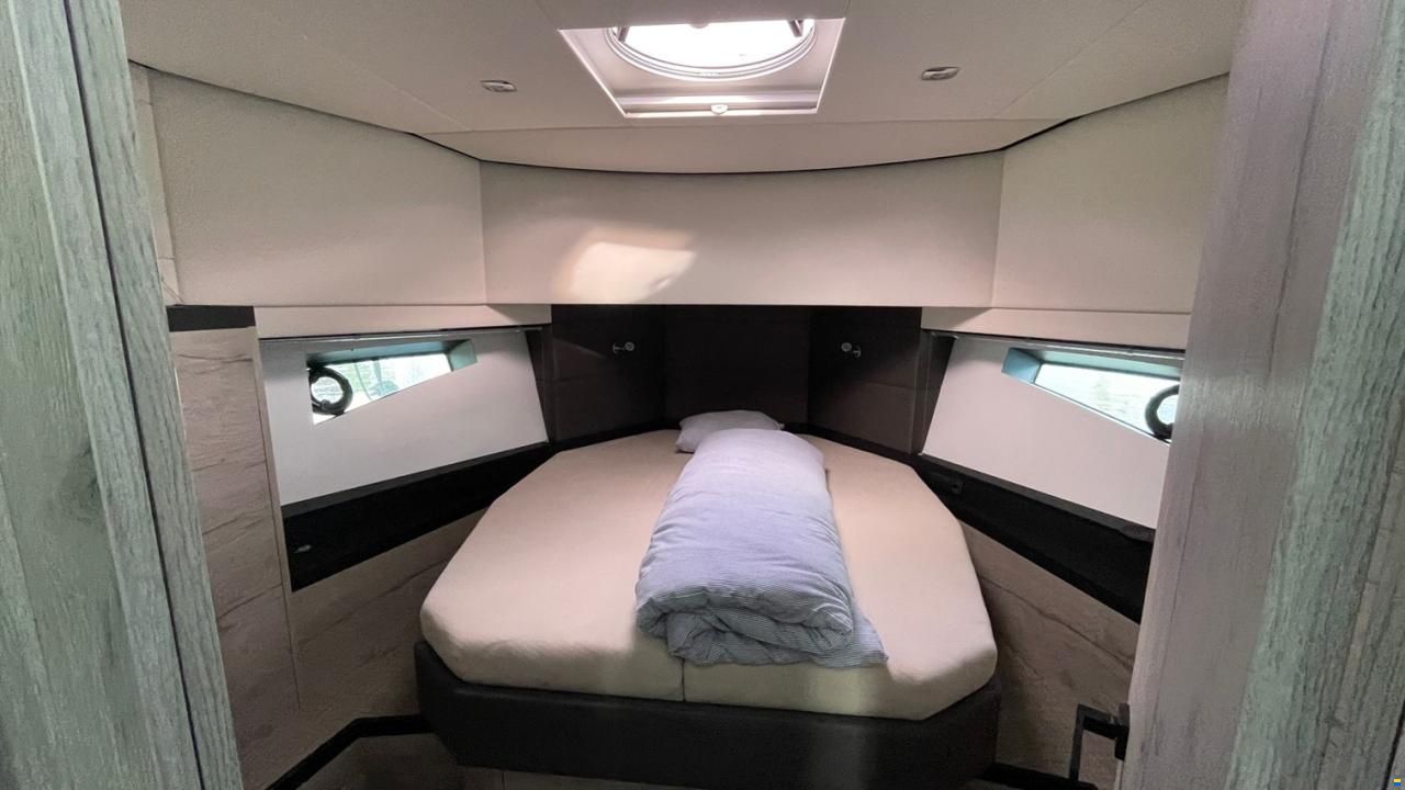 Boarnstream Yachting 1280 Elegance Sedan