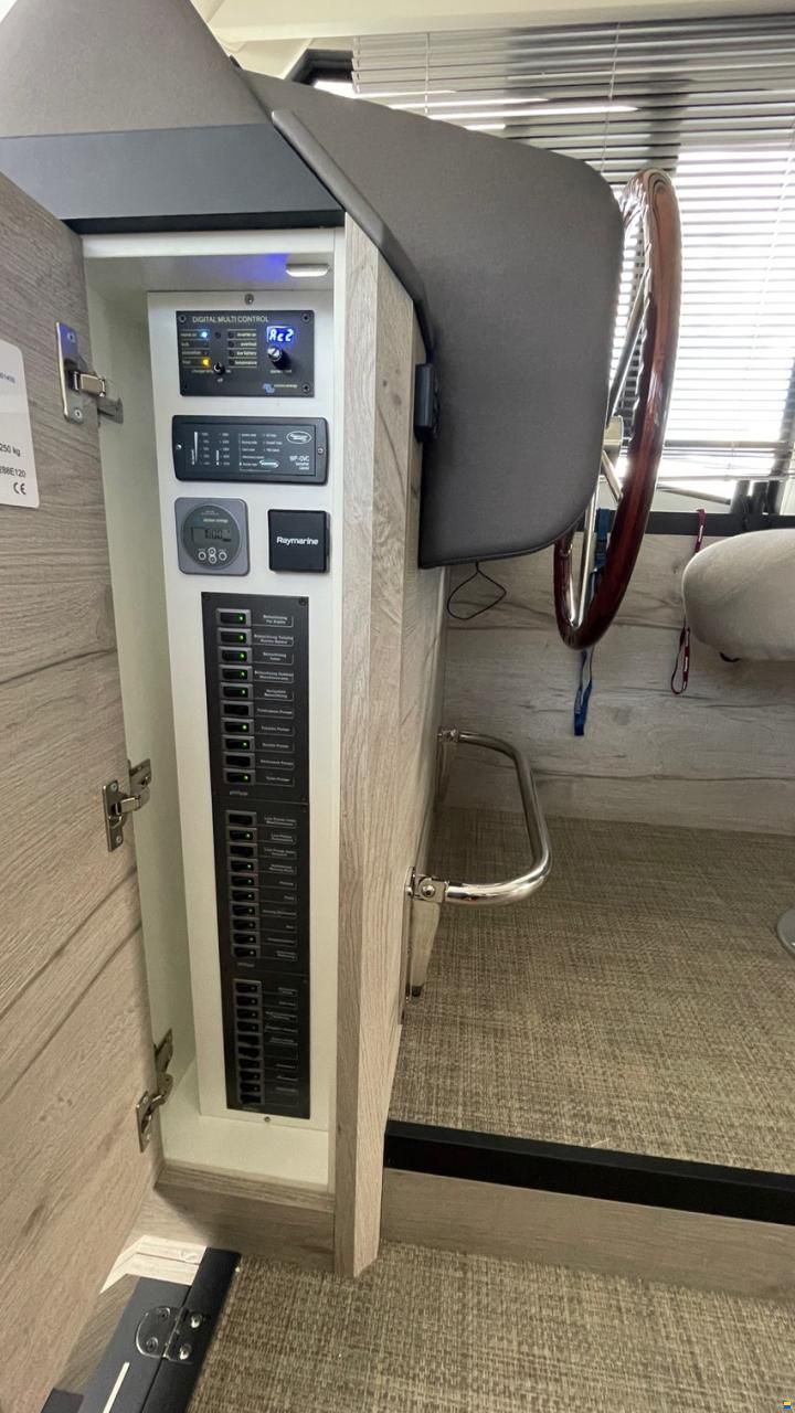 Boarnstream Yachting 1280 Elegance Sedan