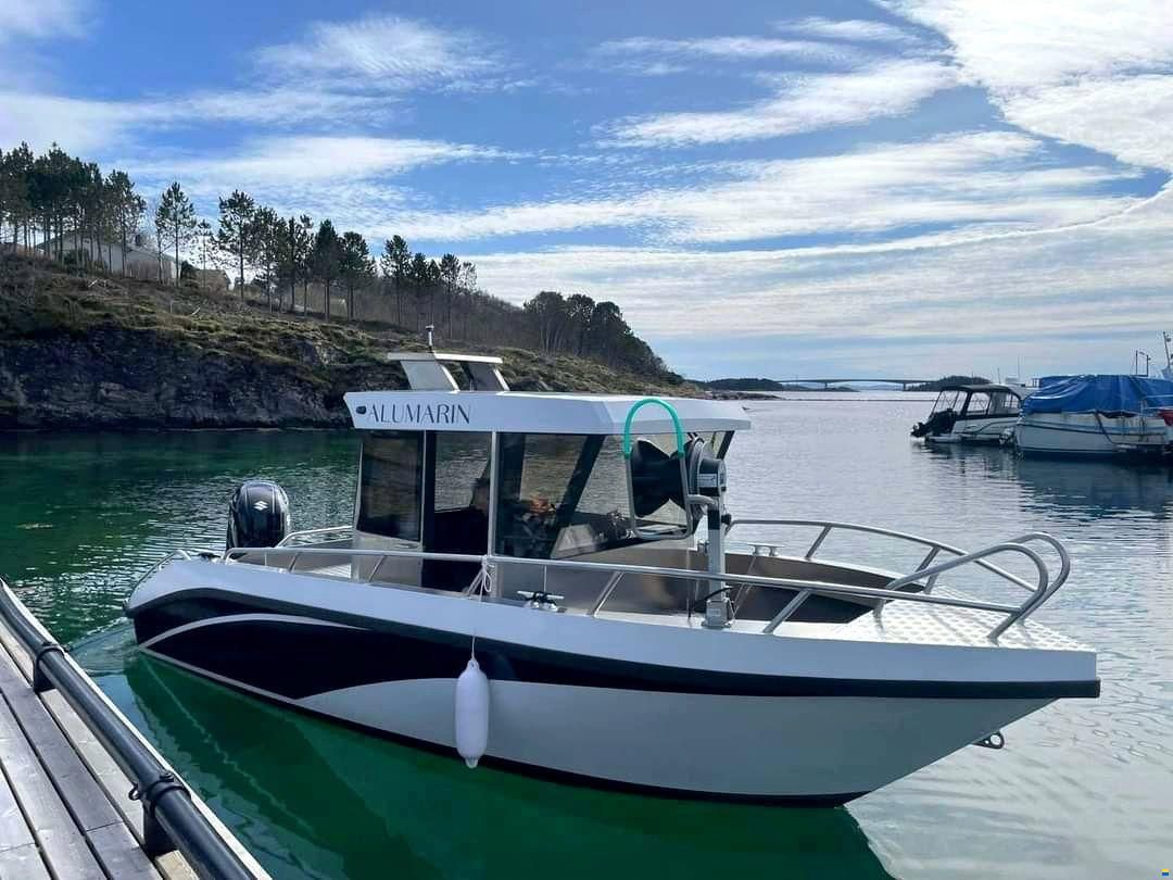 Alumarin 670 Cabin