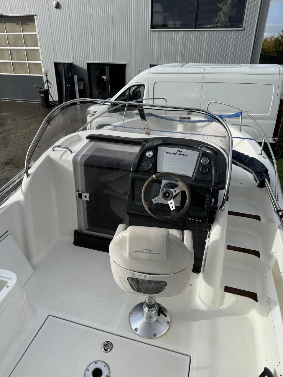 Sun Cruiser 650 Sport Yacht