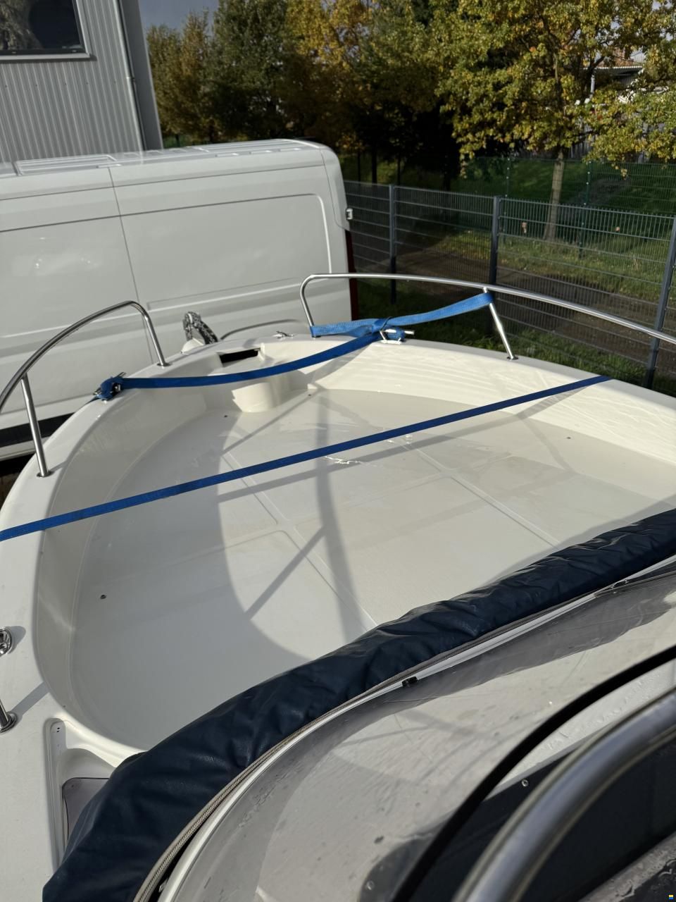 Sun Cruiser 650 Sport Yacht