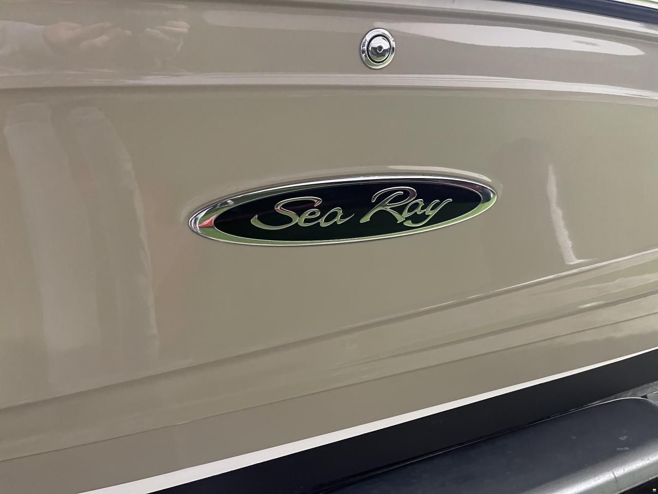 Sea Ray 230 Sun Sport