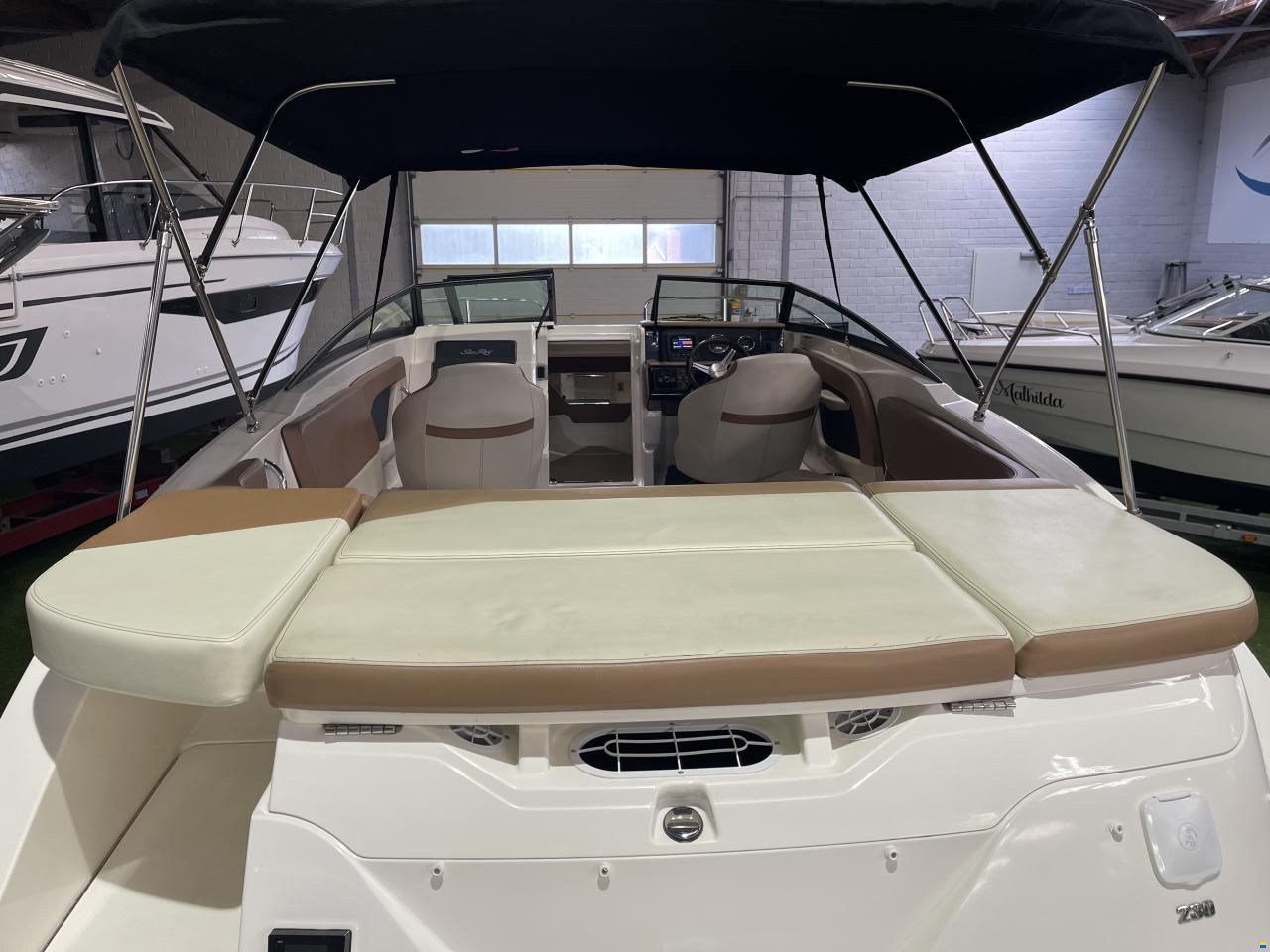 Sea Ray 230 Sun Sport