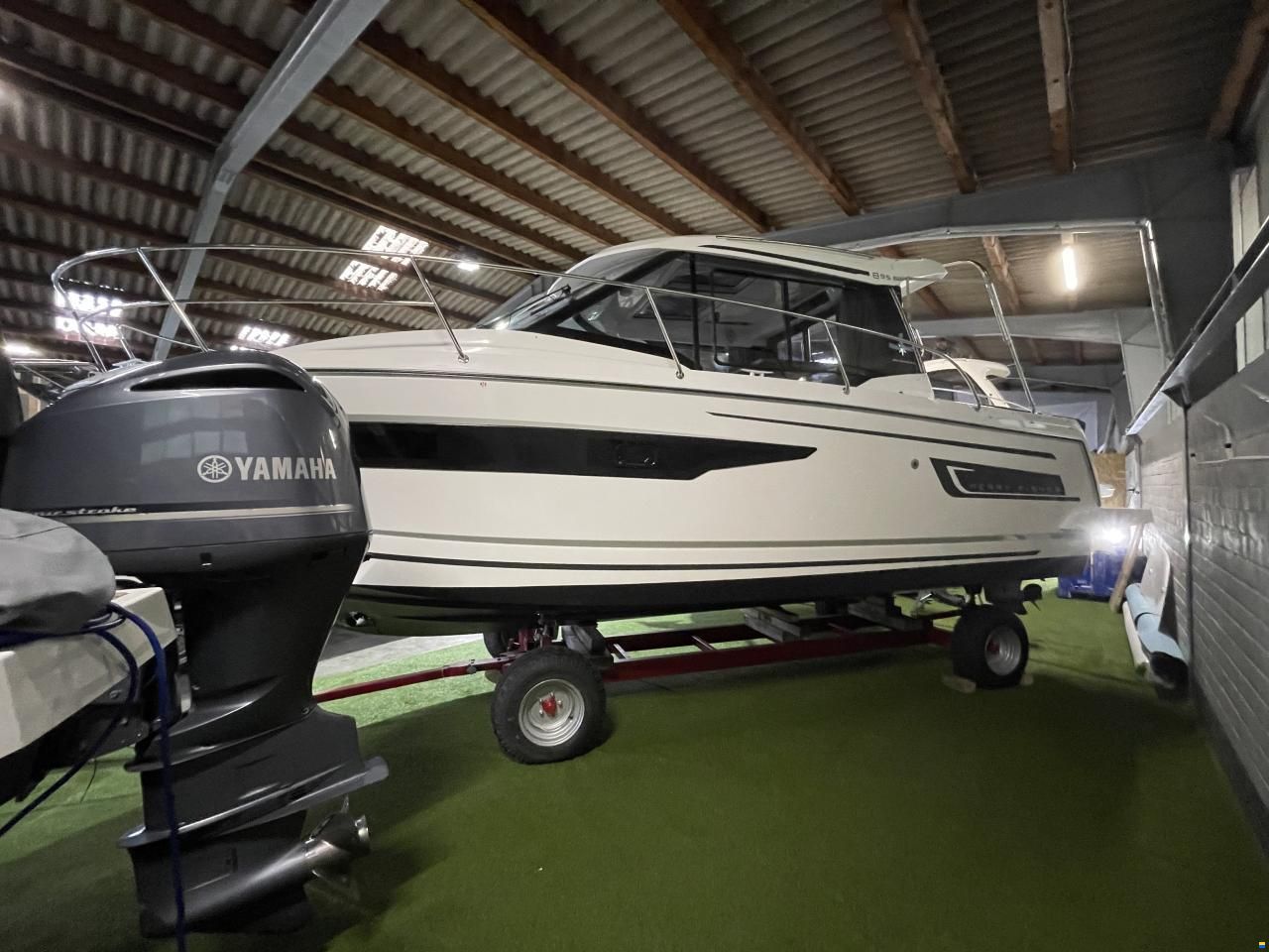 Jeanneau Merry Fisher 895