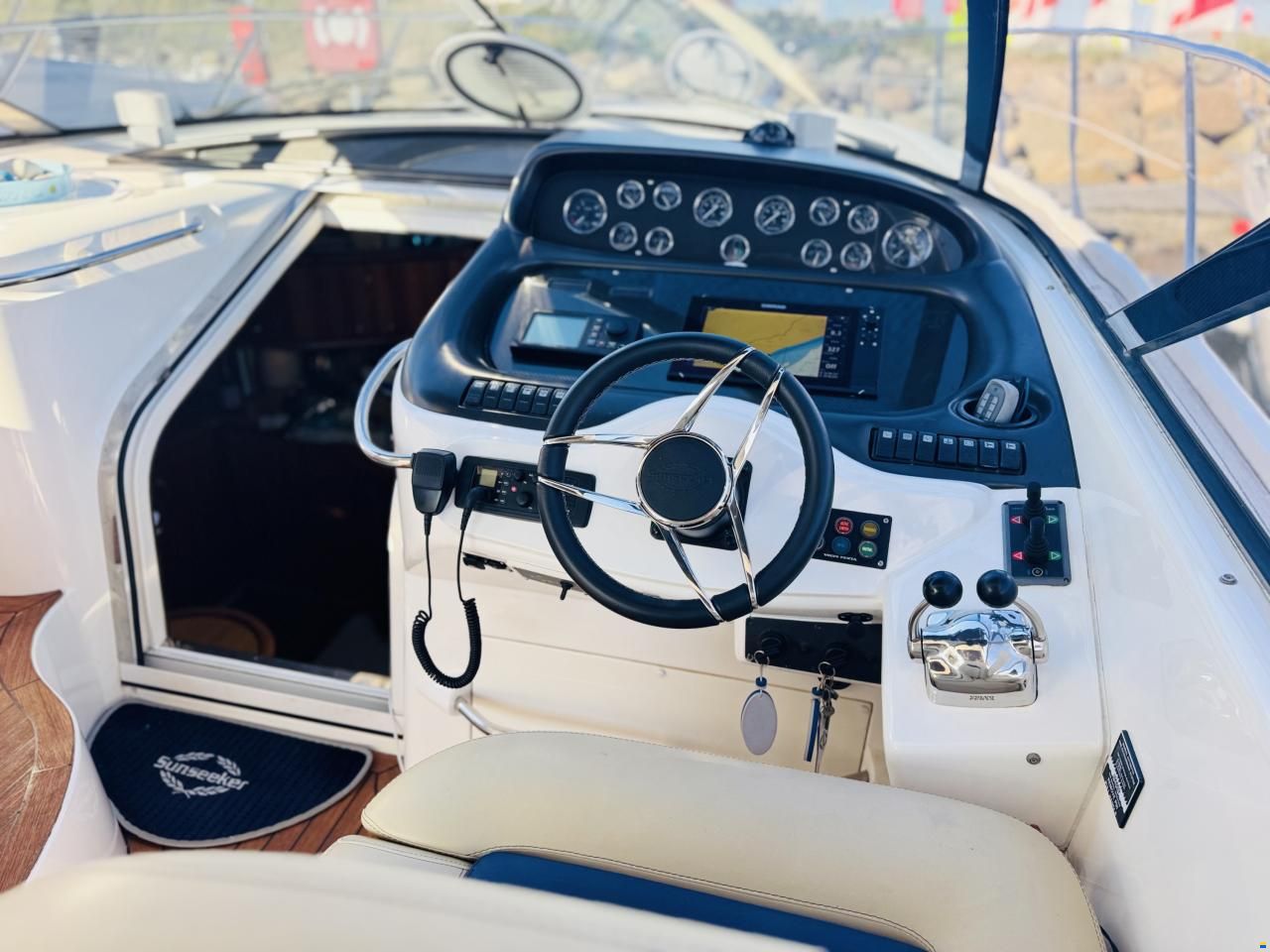 Sunseeker Camargue 44