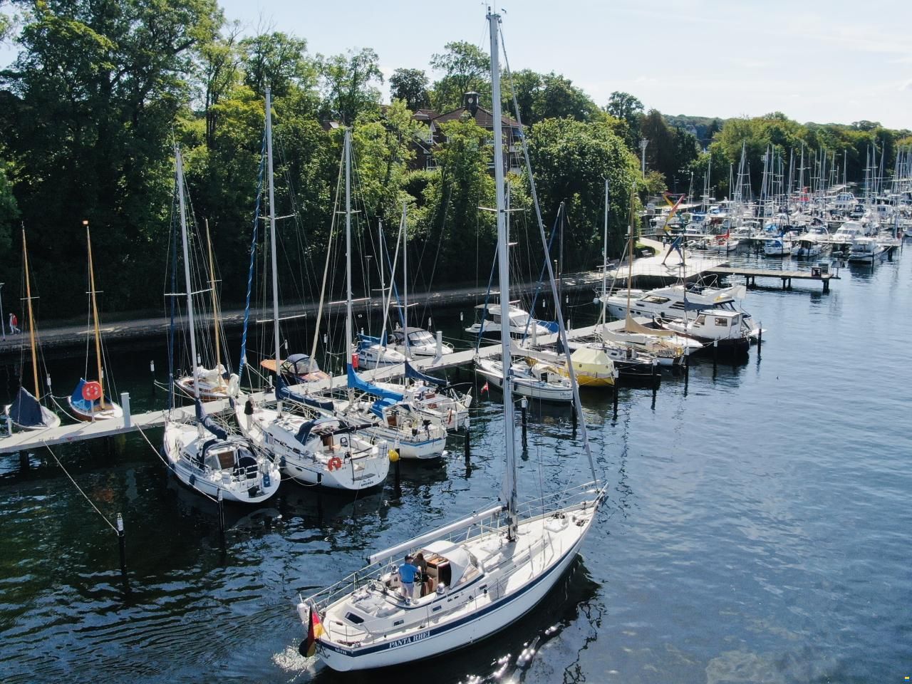 Hallberg-Rassy 42F