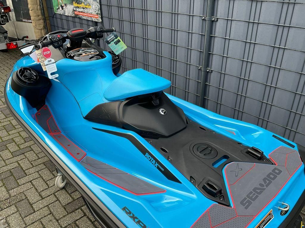 Sea-Doo RXP X 325