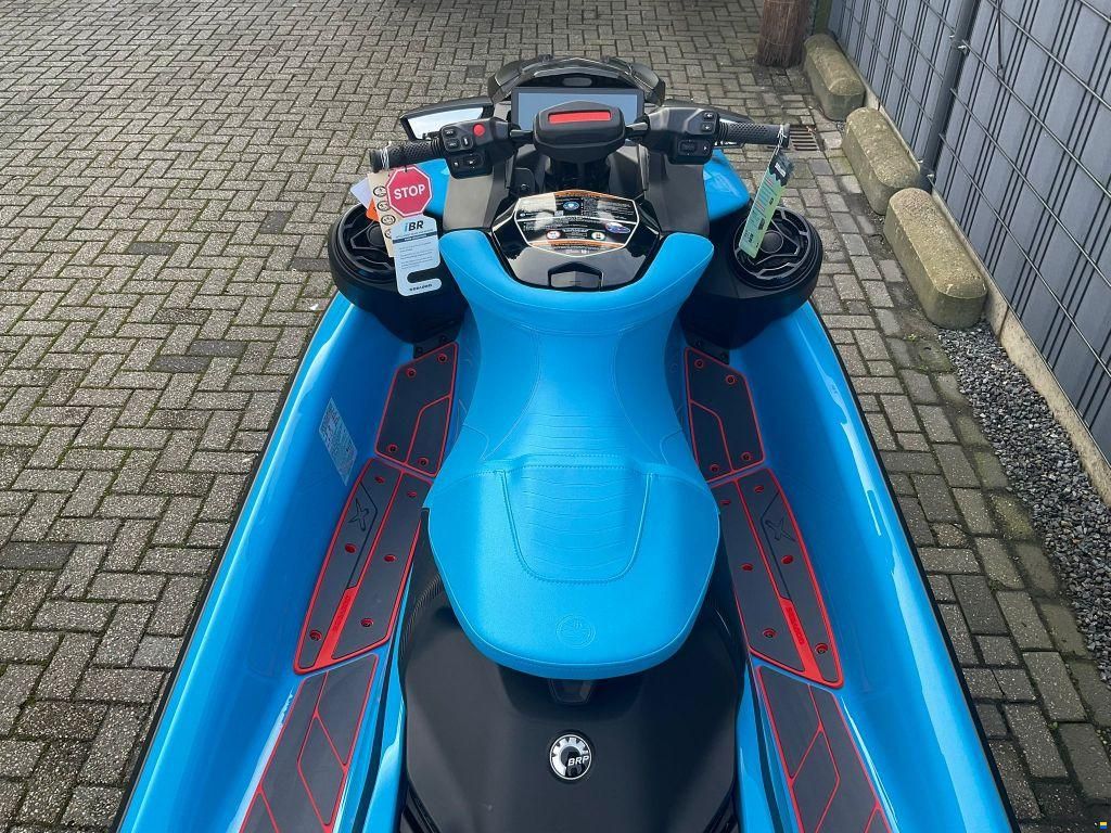 Sea-Doo RXP X 325