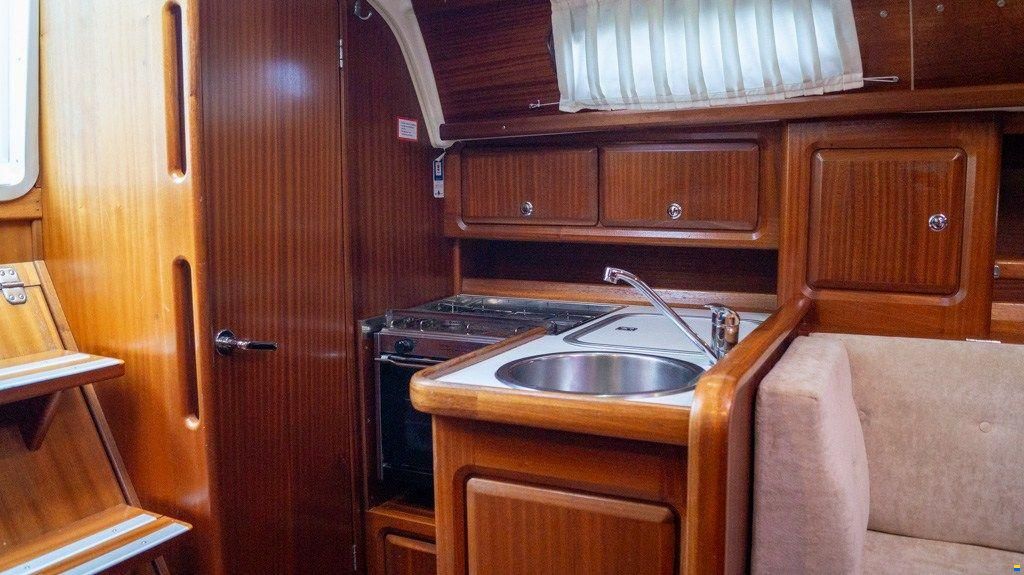 Bavaria 34