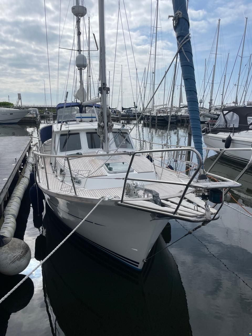 Nauticat 331