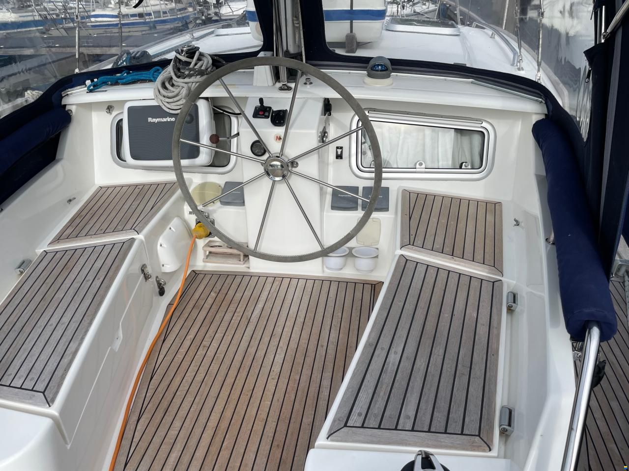Nauticat 331