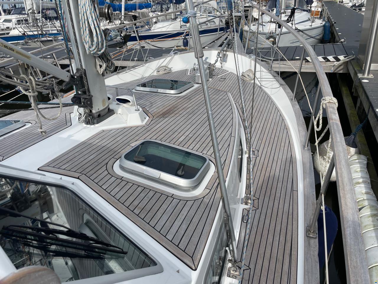 Nauticat 331
