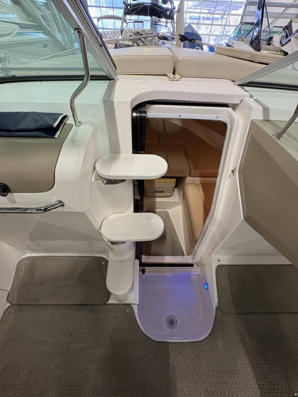 Regal 2250