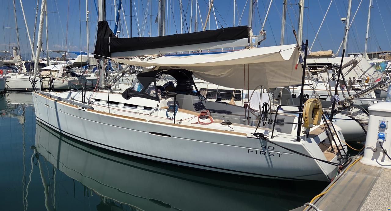 Beneteau First 40