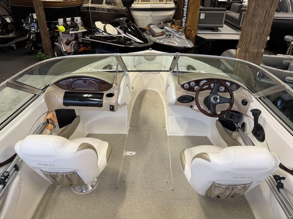 Doral Bowrider 20