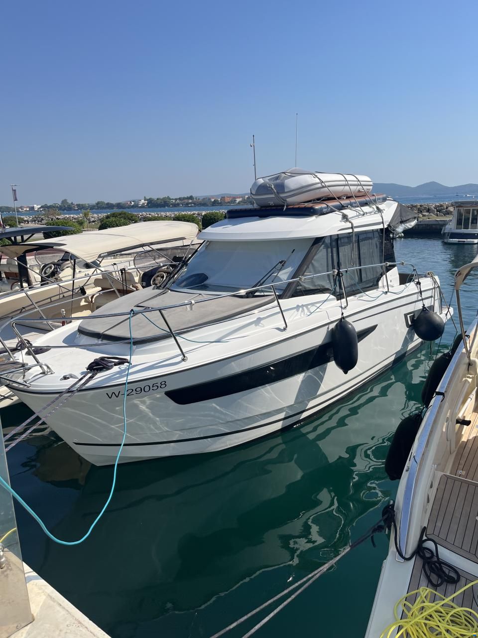 Jeanneau Merry Fisher 895