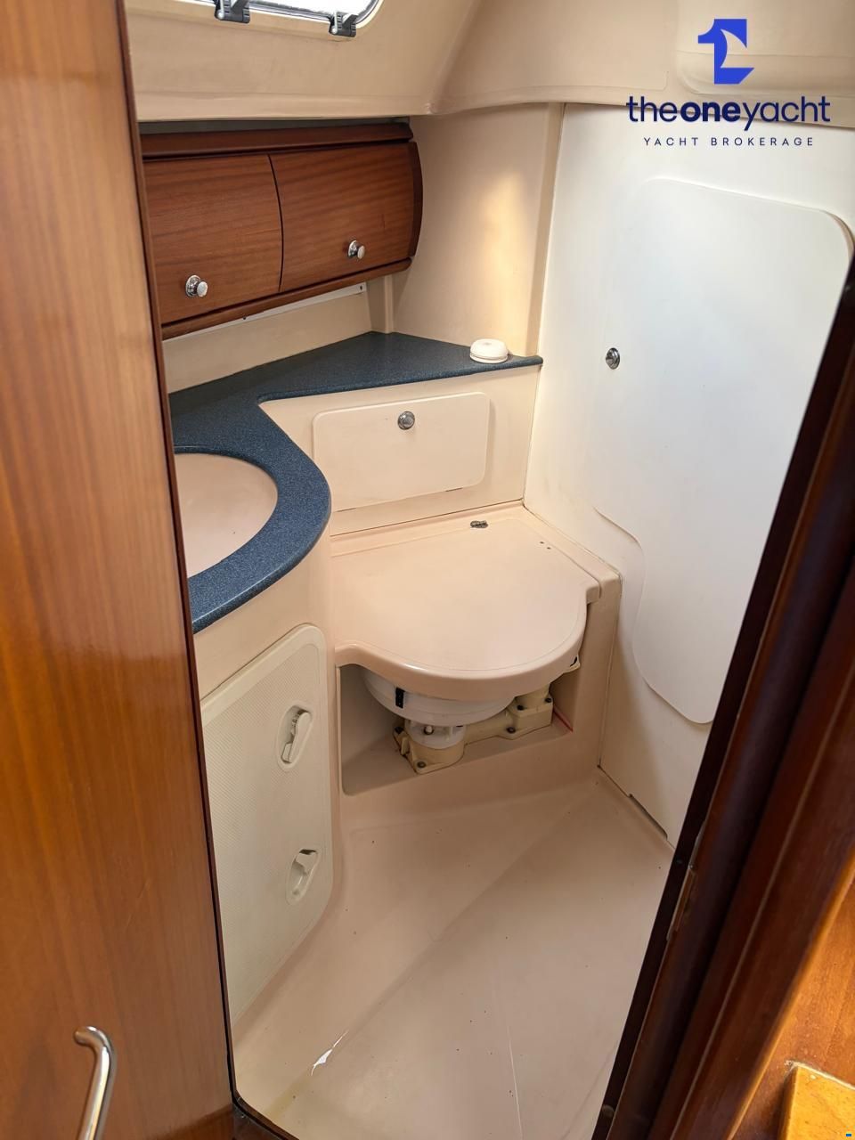 Bavaria 32