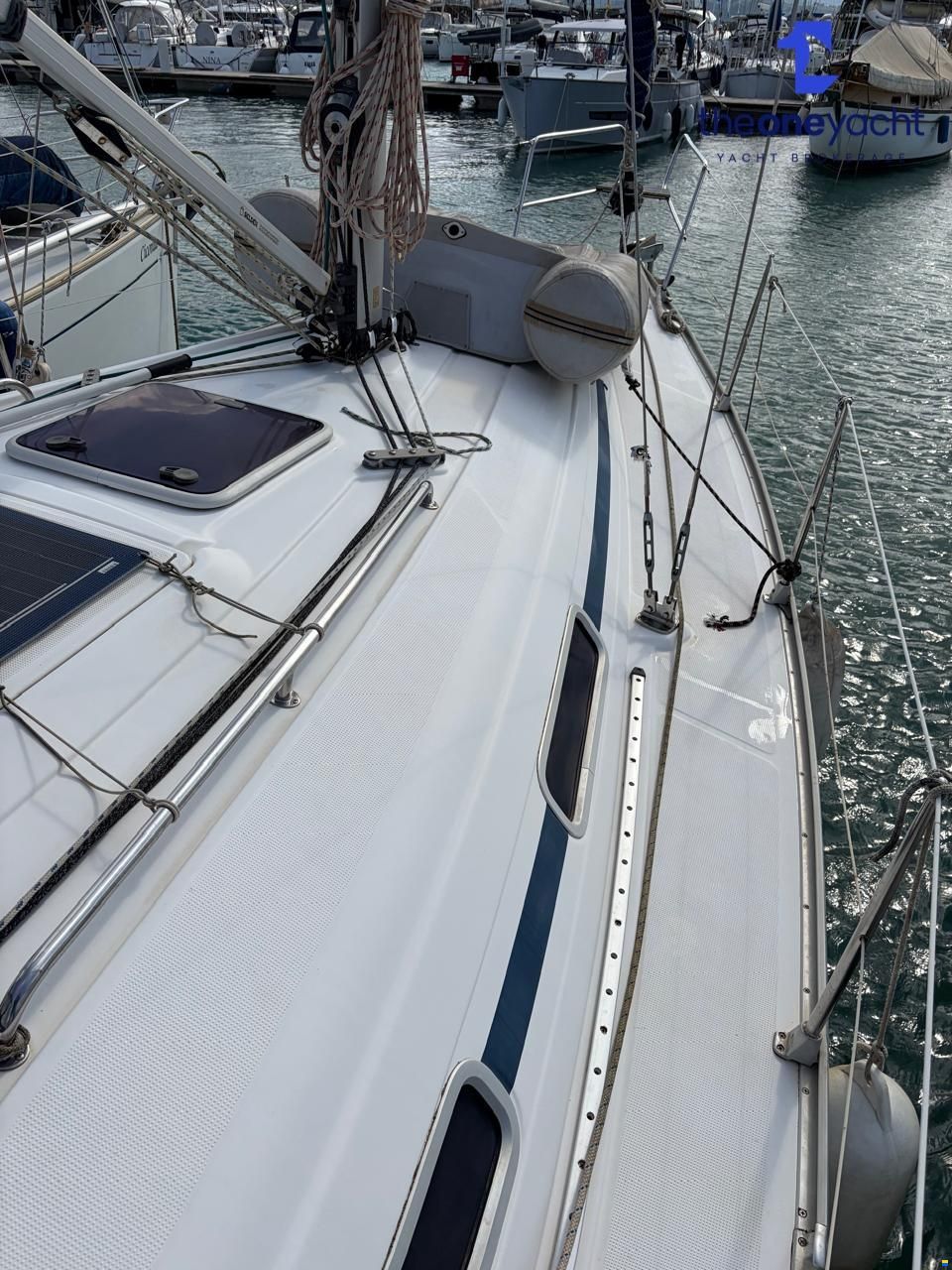 Bavaria 32