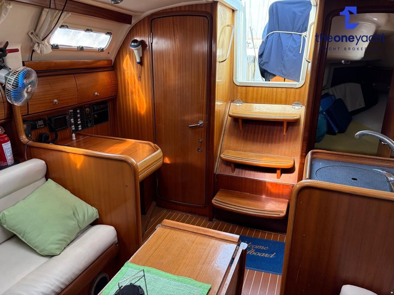 Bavaria 32