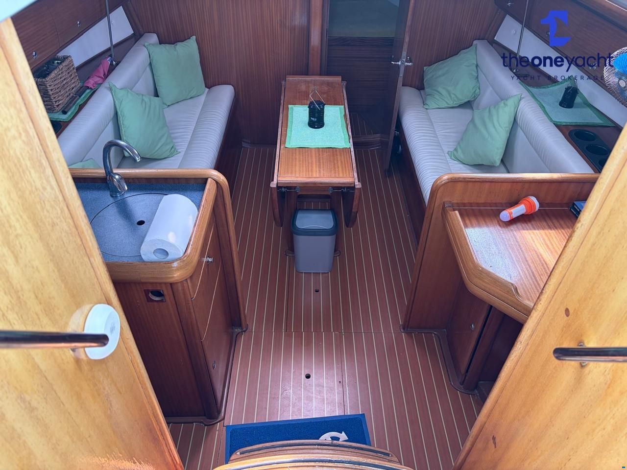 Bavaria 32