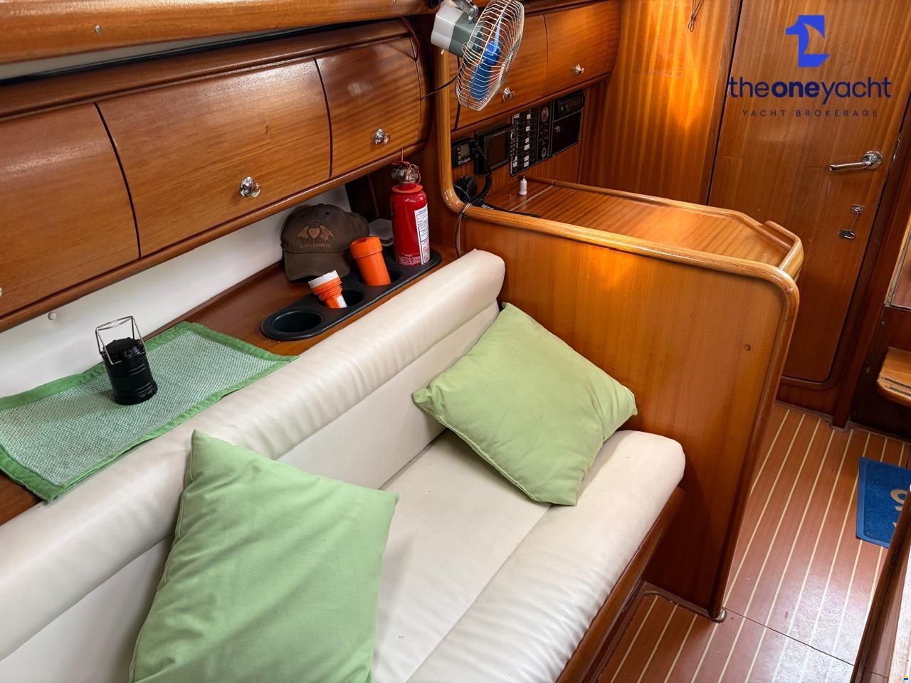 Bavaria 32