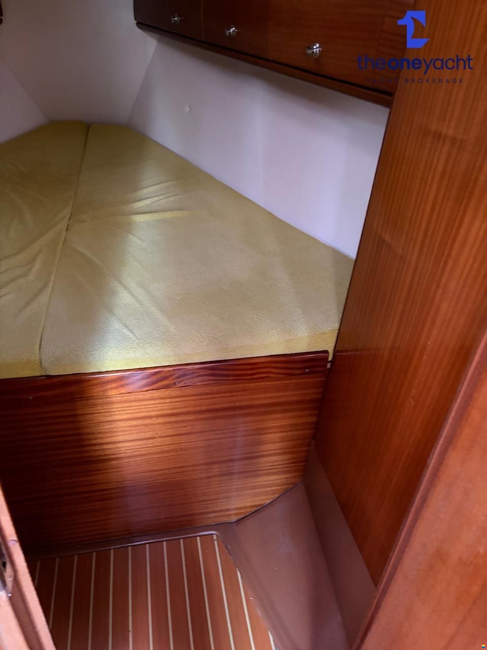 Bavaria 32