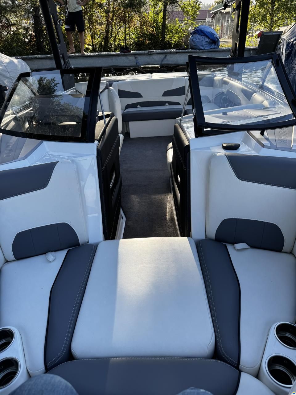 Malibu Wakesetter 22 LSV