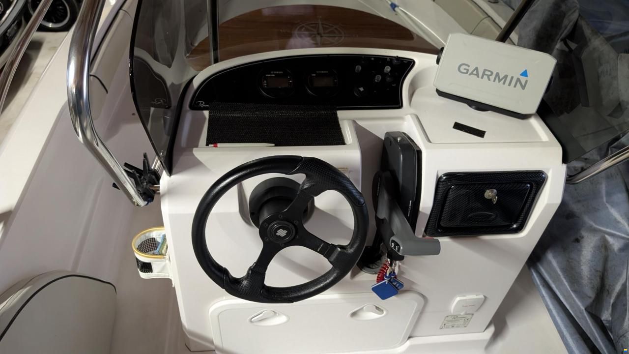 Ranieri Voyager 19S
