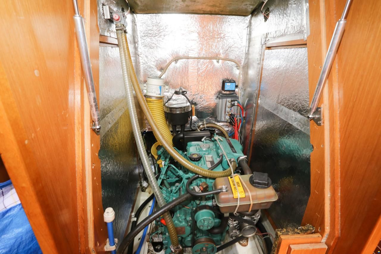 Bavaria Cruiser 36