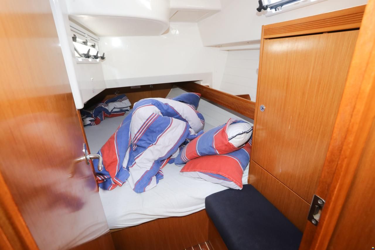 Bavaria Cruiser 36