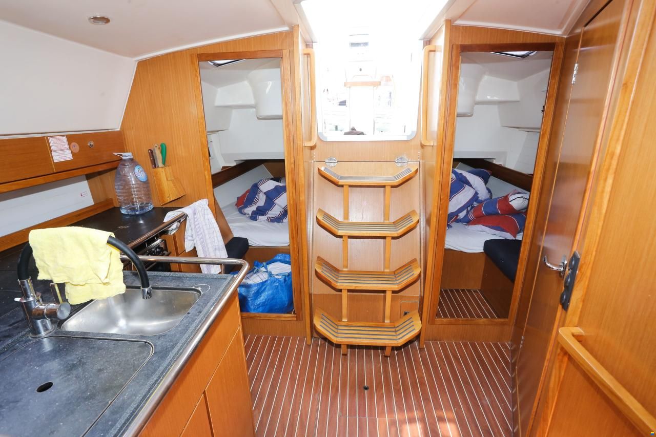 Bavaria Cruiser 36