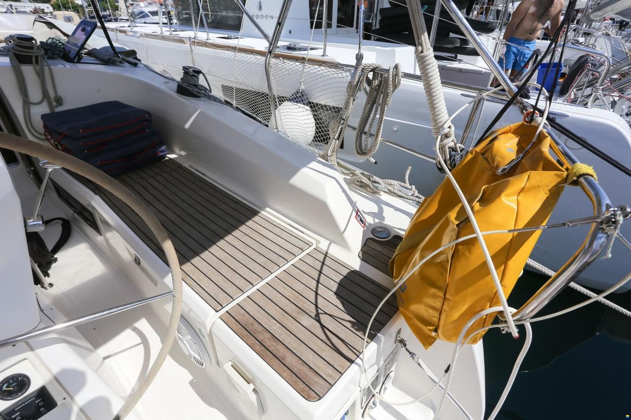 Bavaria Cruiser 36