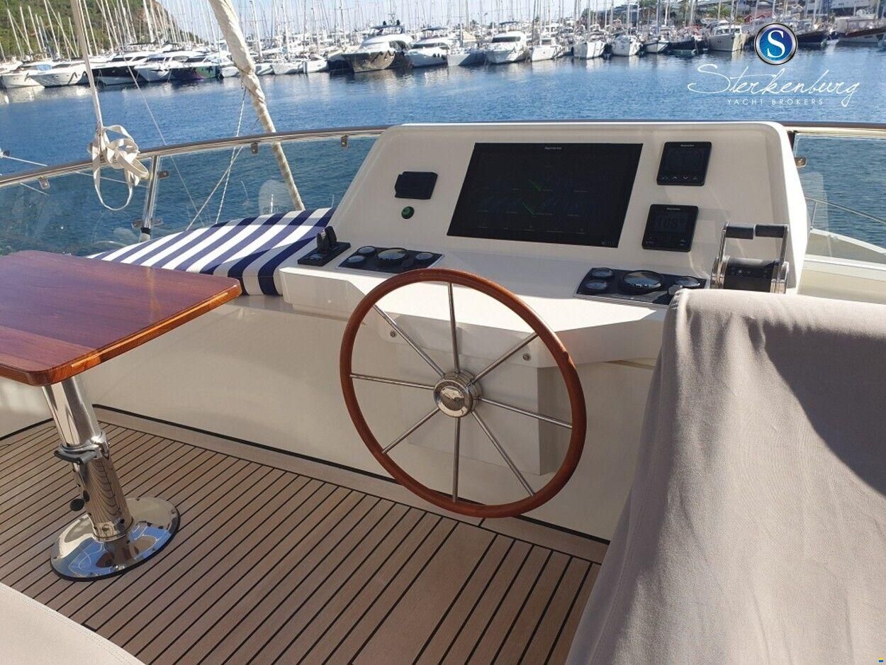 Alm Delfino 60
