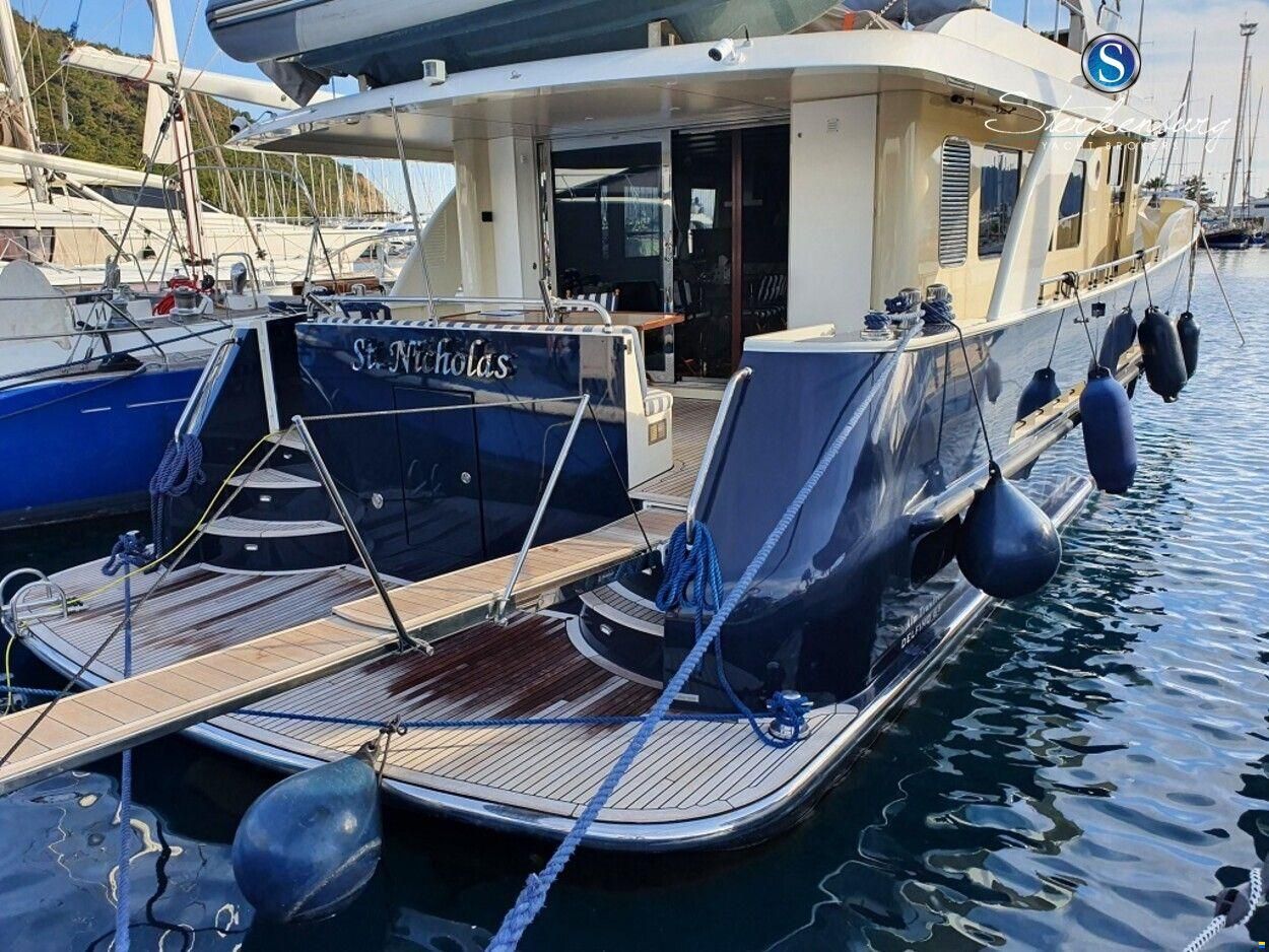 Alm Delfino 60