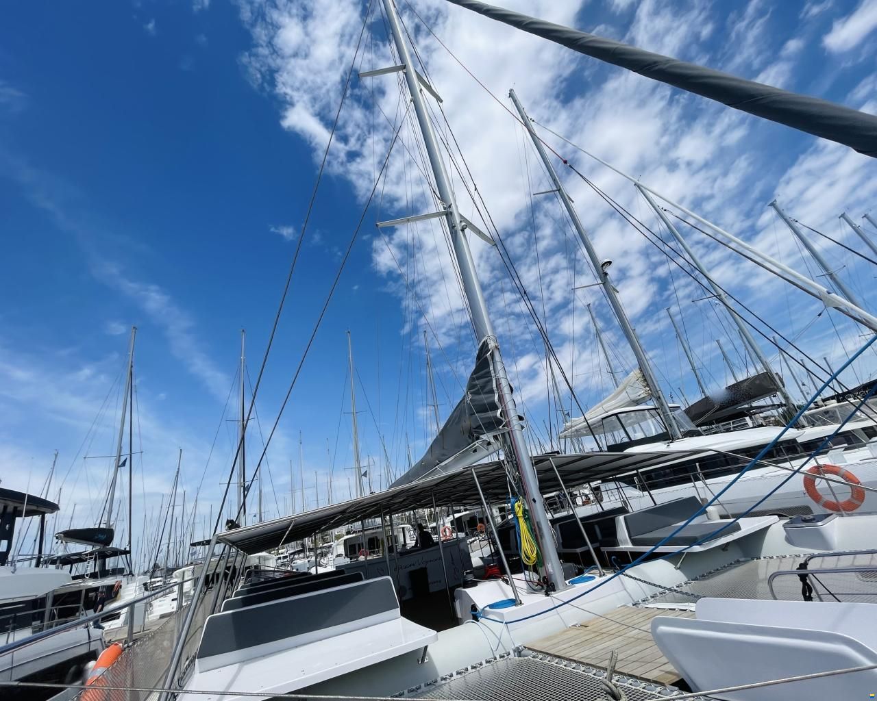 Ocean Voyager 64