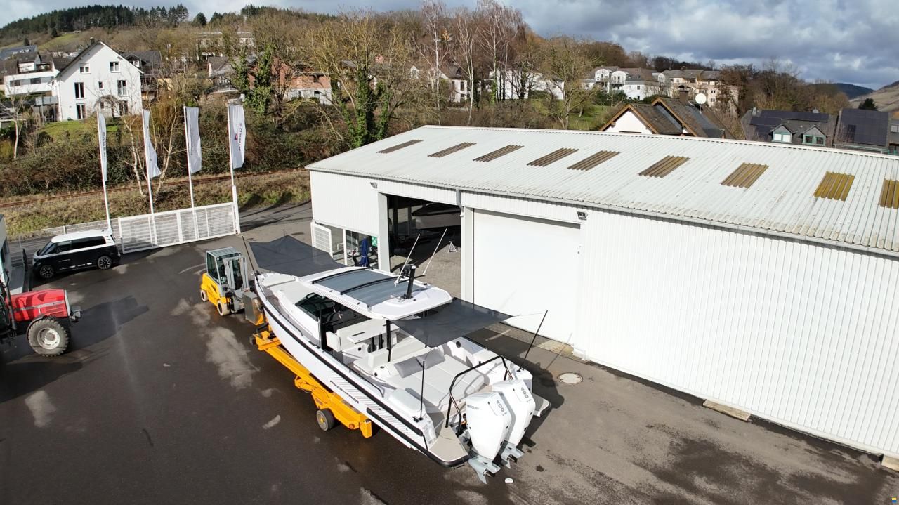 Axopar 37 Sun Top - Iconic Edition