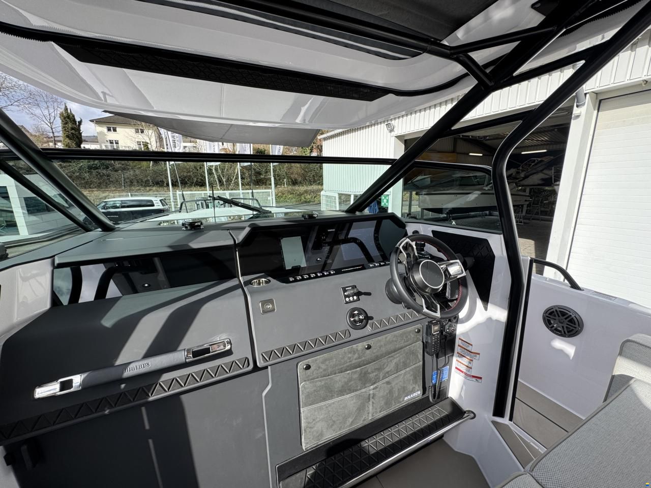 Axopar 37 Sun Top - Iconic Edition