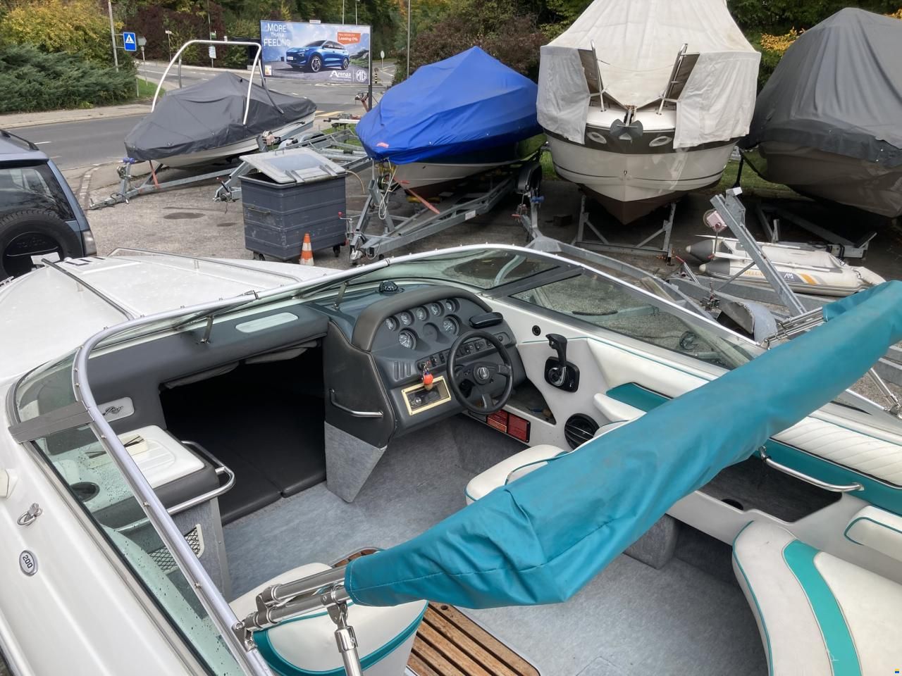 Sea Ray 200 SR