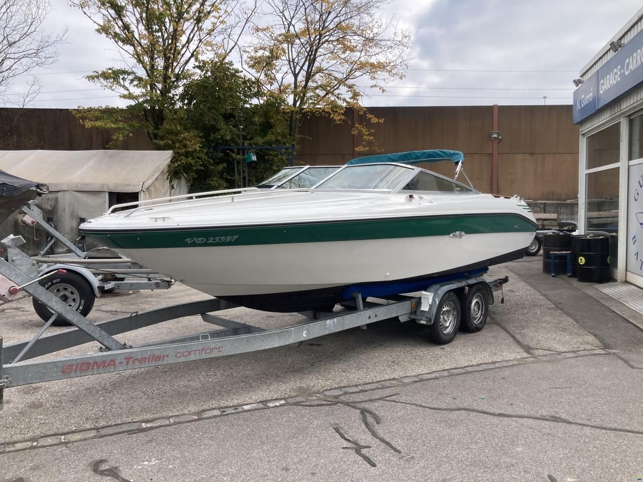Sea Ray 200 SR