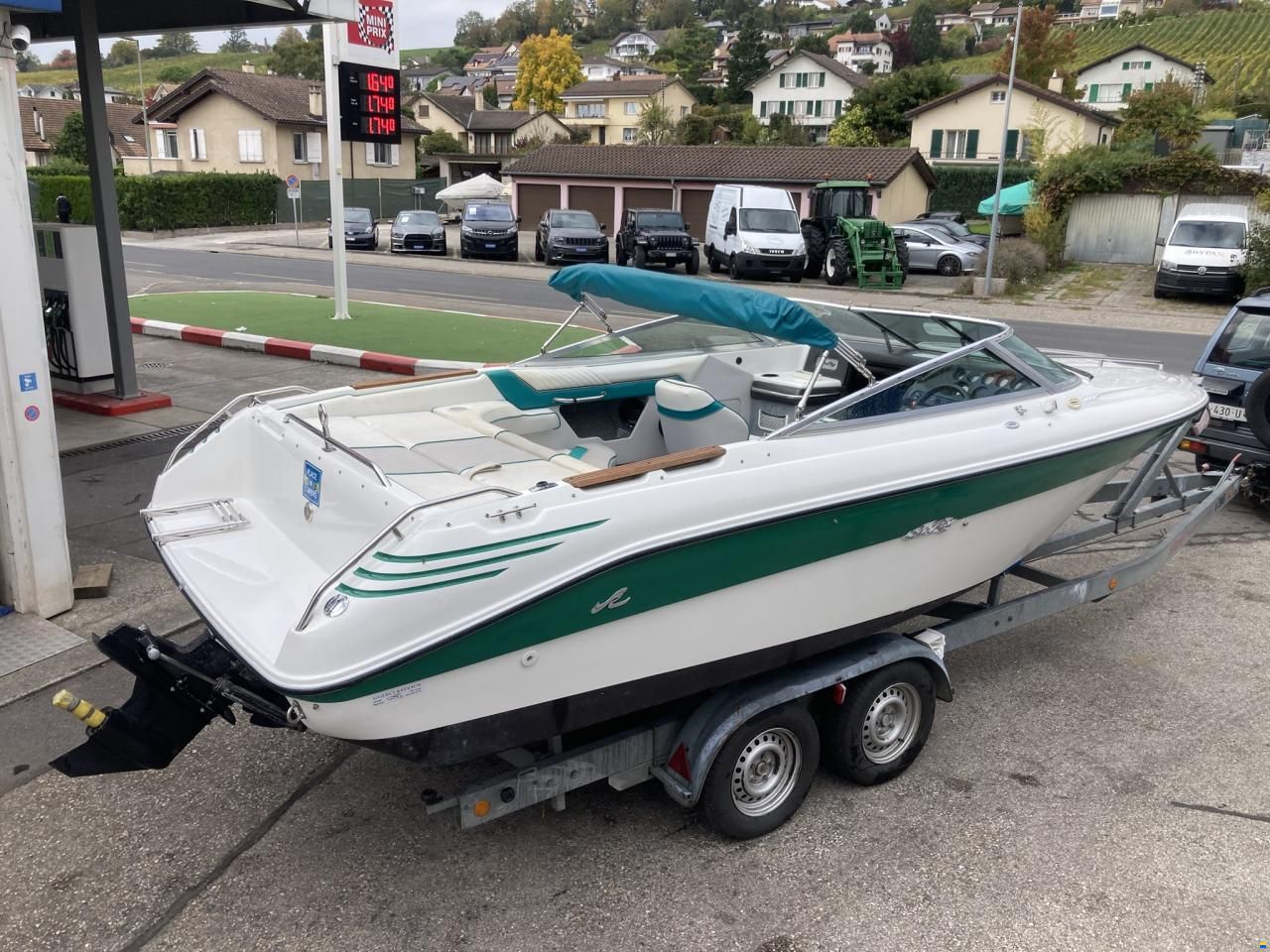 Sea Ray 200 SR